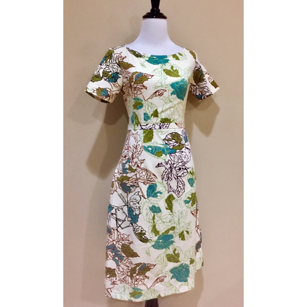 🎉HP🎉 VTG Pocketed Leaf Print Retro Ponte Dress